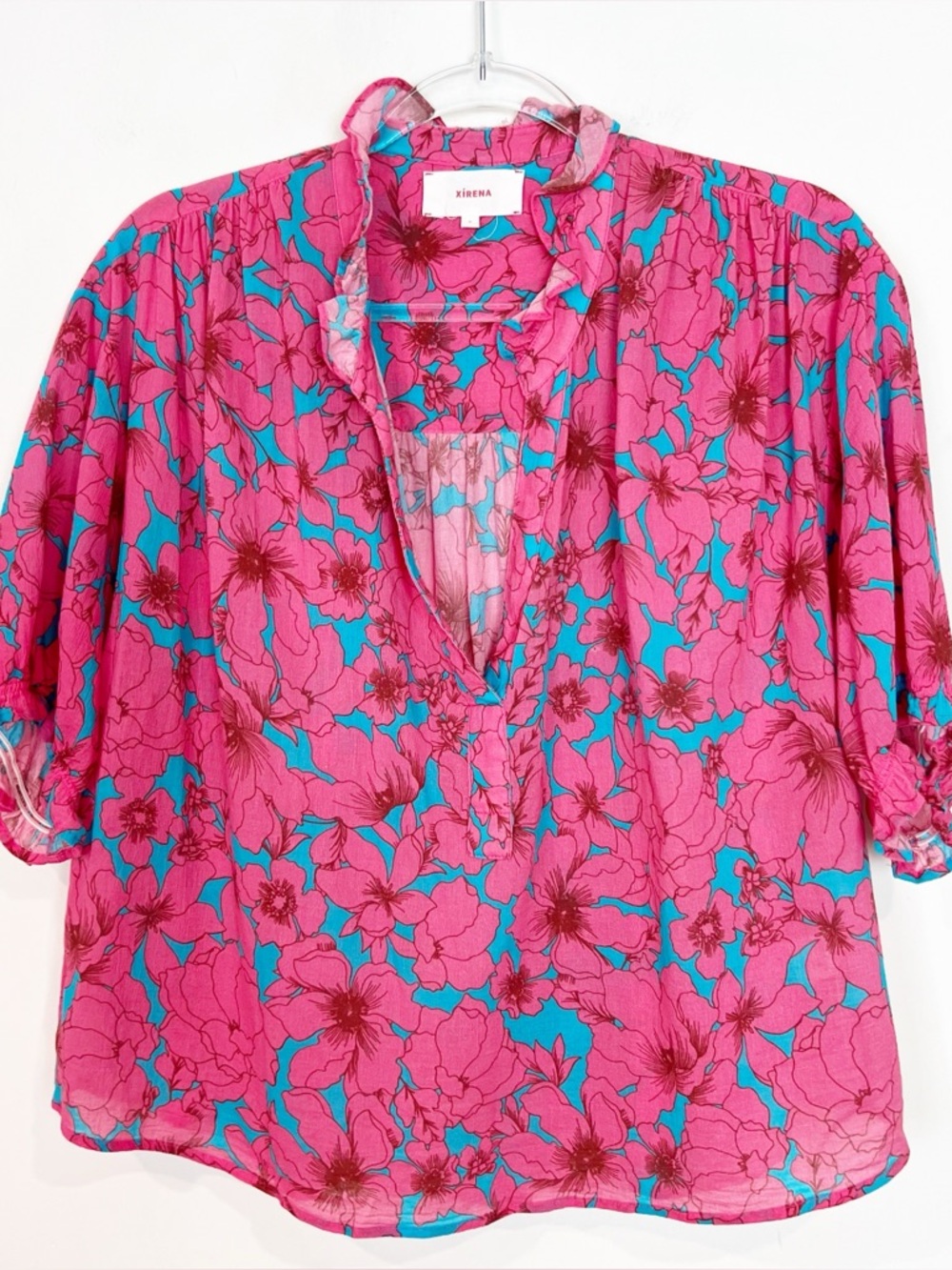 XiRENA Pink Floral Blouse with Teal Accents